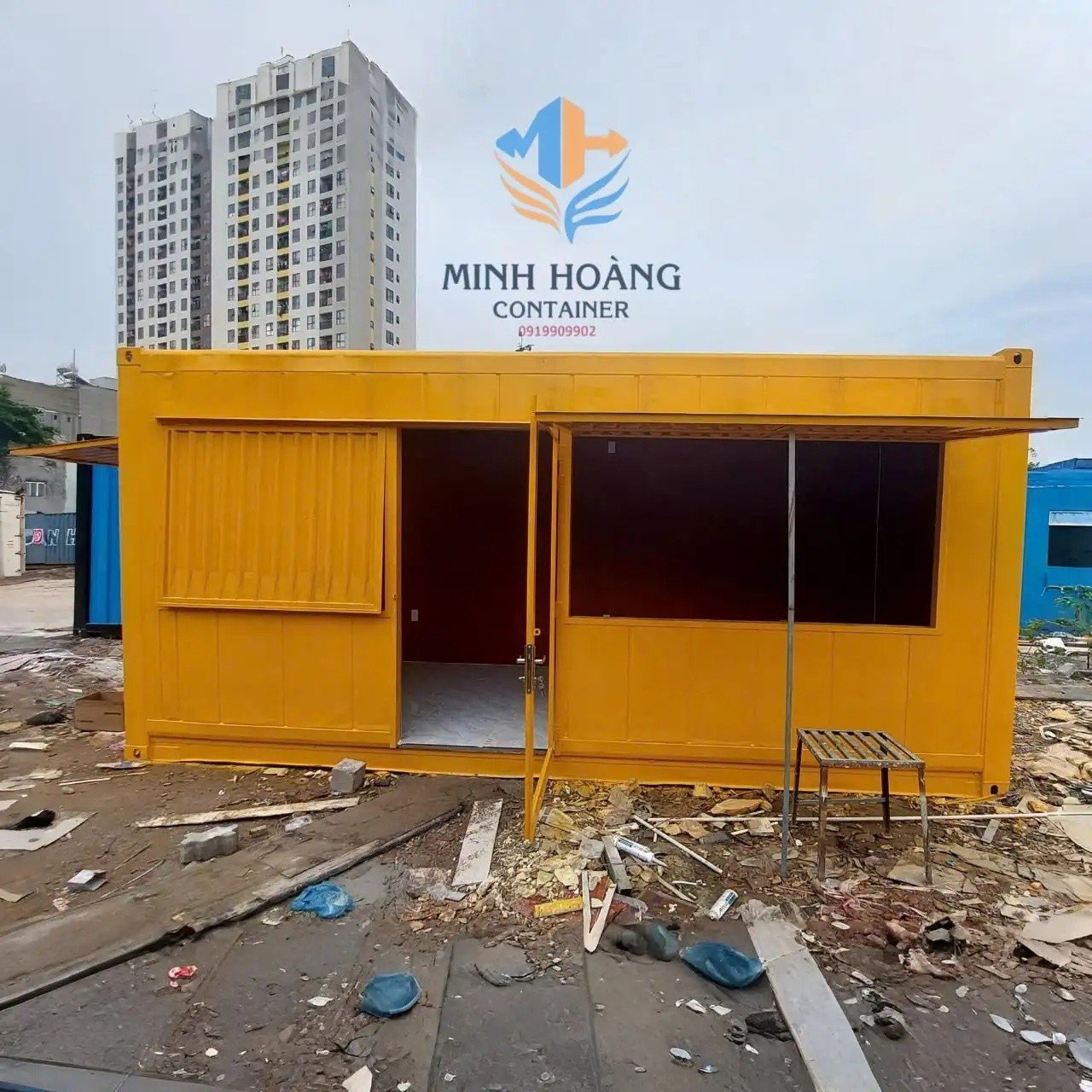 Container Cafe 20 Feet Vàng Ốp Gỗ Mẫu 2